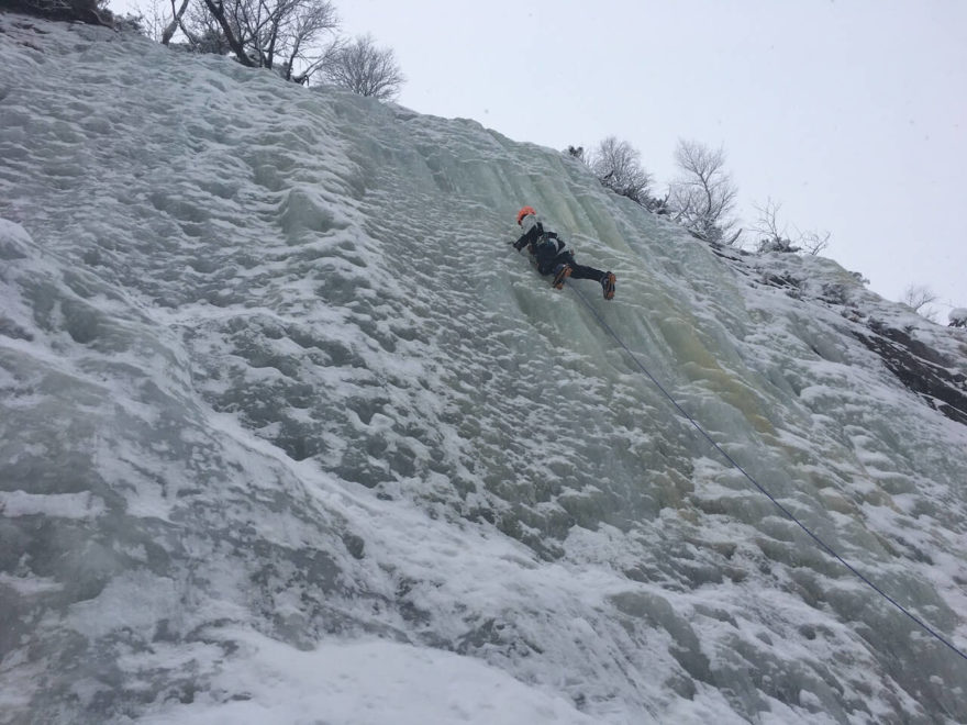 Kromě velehor můžete Marka Holečka potkat lézt na stěně, ve skalách nebo na ledu