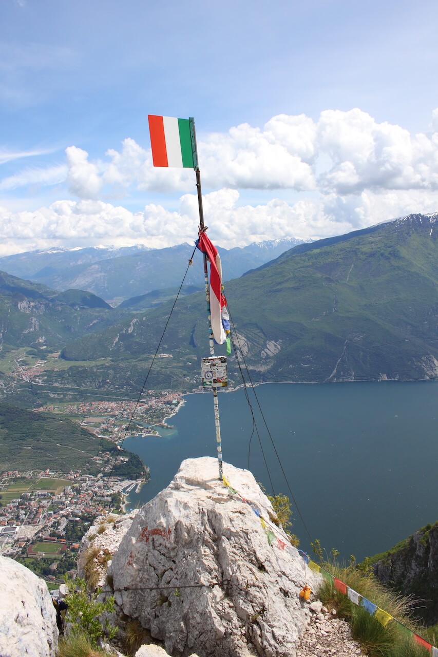 Ferata Amicizia nabízí krásné výhledy na Lago di Garda