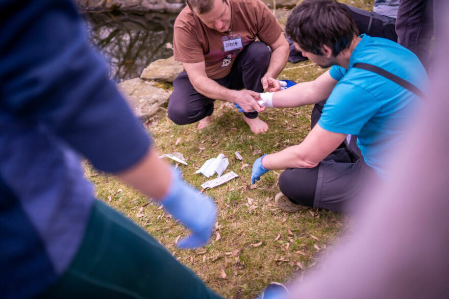 Kurz outdoorové první pomoci Horal od ZdrSem. (foto Jakub Staněk, ZDrSEM)