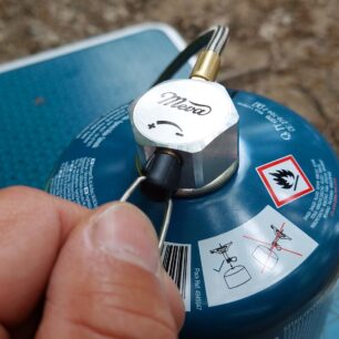 Ovládání přívodu plynu z kartuše do vařiče - MEVA DUAL COMPACT