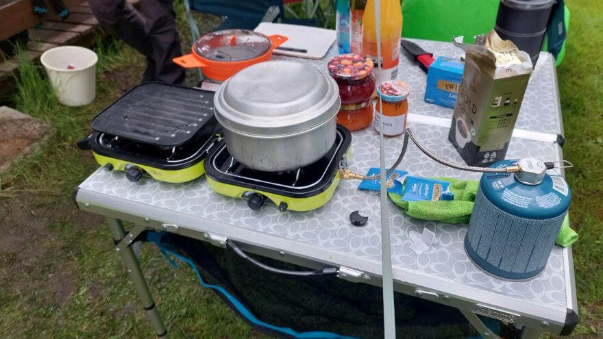 Vaření pro 12 lidí v kempu na Lipně - MEVA DUAL COMPACT