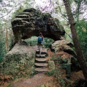 Hřebenovka Českým Švýcarskem, etapa2 - Slunečná brána u Bynova (foto A. Kubíček)