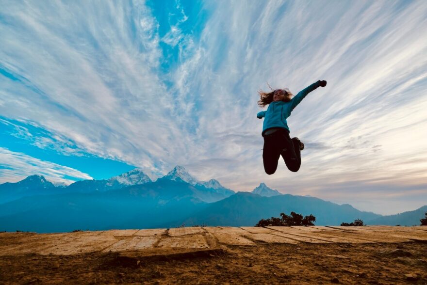 Poon Hill trek neboli Annapurna panorama trail je z jmenovaných treků nejjednoduší. Nabízí množství kulturních vjemů a zemědělské krajiny, navíc budete denně procházet vesničkami, kde to skutečně žije