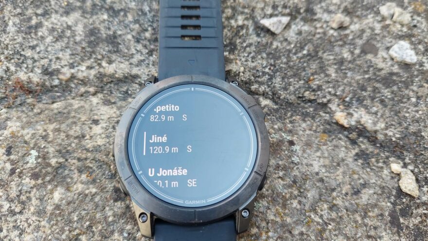 Nabídka restaurací podle polohy - GARMIN EPIX PRO