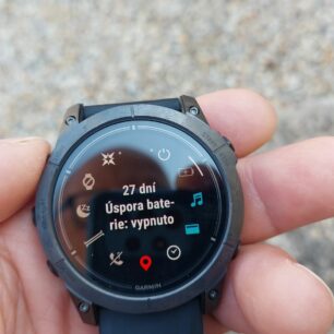 Základní obrazovka s přehledem rychlých voleb - GARMIN EPIX PRO