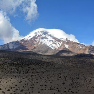 Vrchol sopky Chimborazo svou výškou 6 263 metrů převyšuje všechny hory Ekvádoru