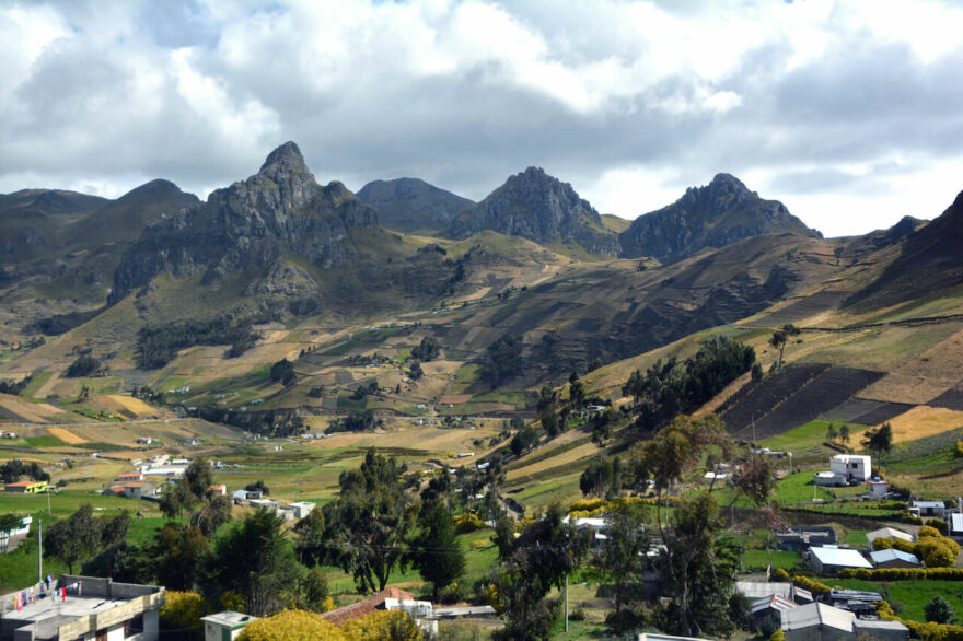 Krajina v nejzápadnějším cípu ekvádorských And.
