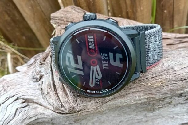 Recenze: COROS APEX 2 – příjemná nositelnost s návykovým ovládáním