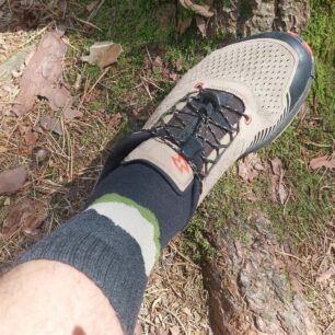 Testování ponožek P.A.C. LIGHT MERINO TR 3-2 s odvětranou obuví GARMONT v lesích okolo Adršpachu