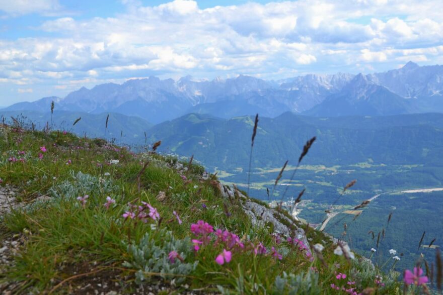 Dobratsch, Korutany, Alpy, Rakousko.