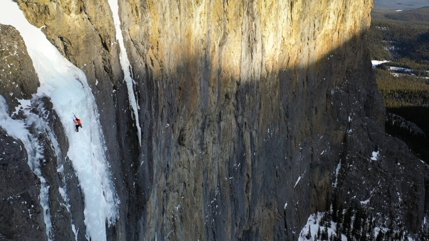 Jak se uzdravit a překonat traumatický zážitek? O tom je film Osamění na Snow Film Festu 2023