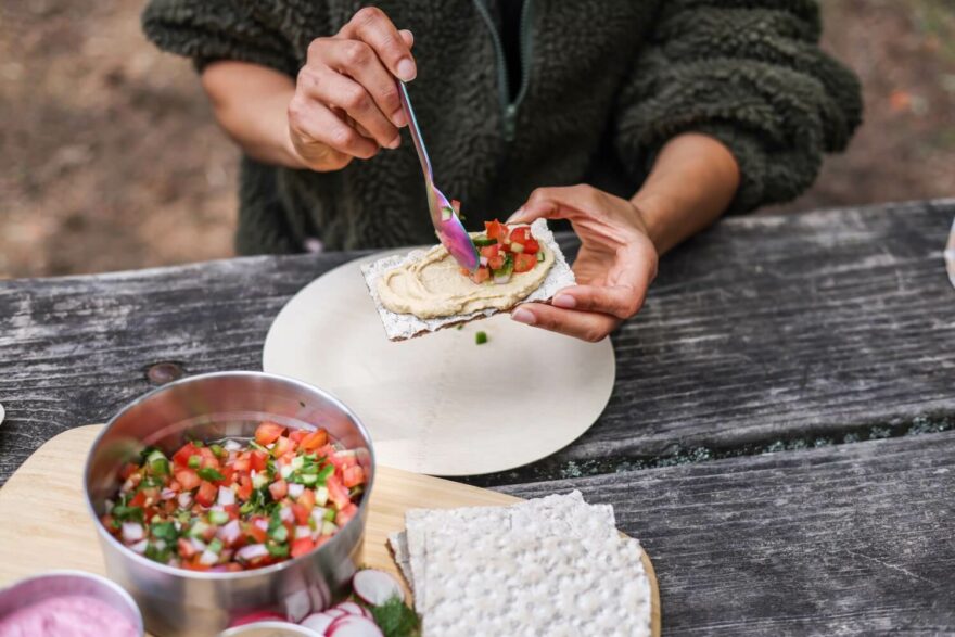Základem pro zdravé stravování je pestrost a využití základních surovin.