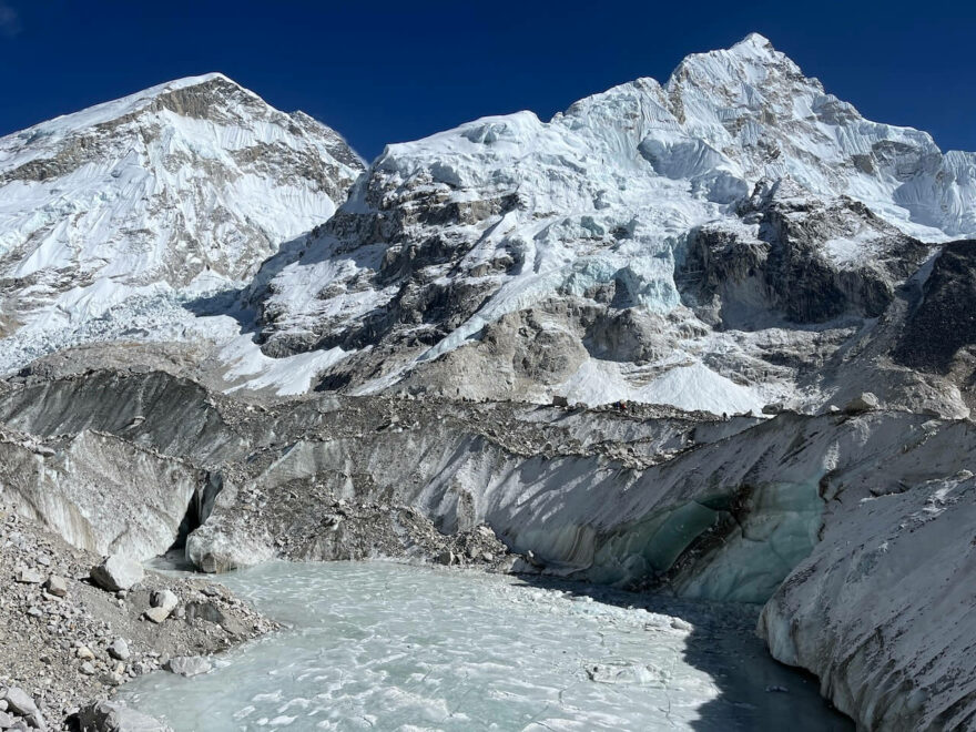 Trek do Everest BC přes sedlo Chola a vesnici Gokyo