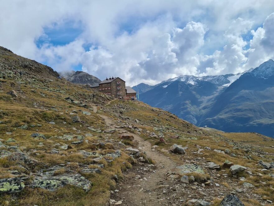 Venter Runde je jedním z treků v oblasti Ötztalských Alp, které zčásti leží v Rakousku a zčásti v Itálii.