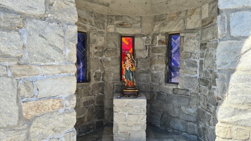 Kaplička u Pfitscherjochhaus, Zillertálské Alpy