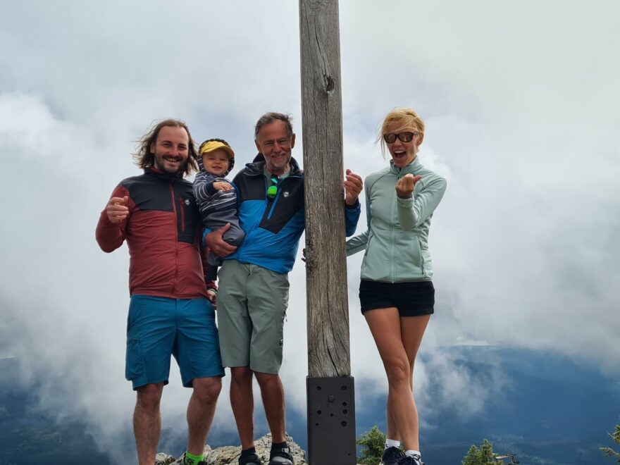 Z ferrat a treků připravuje Zikmund Schwarzkopf články i videoprůvodce.