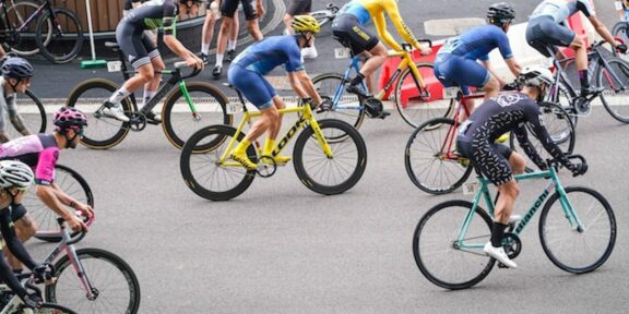 Kde lze sledovat cyklistické závody online