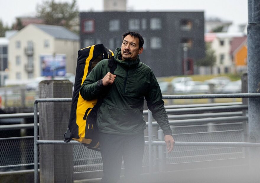 Odnímatené ramenní popruhy umožňují transport tašek Ortlieb Duffel také n zádech.