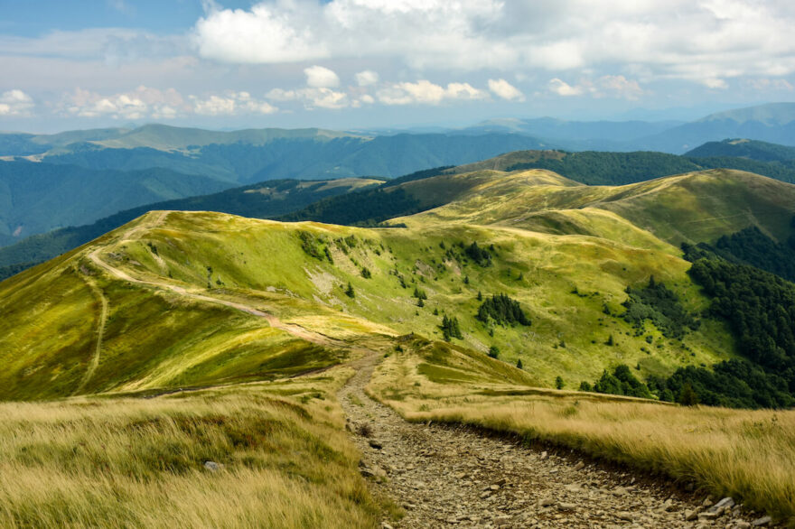 Miloslav Nevrlý, autor knihy knih všech poutníků oslavil v minulém roce životní jubileum, krásných devadesát let