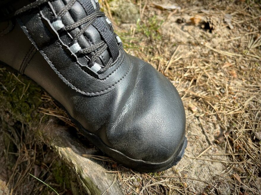 Široká špička bot Ahinsa shoes Hiker Comfort.