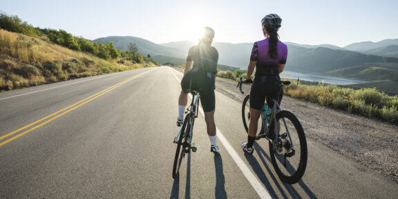 Co musí splňovat materiály cyklistických dresů?