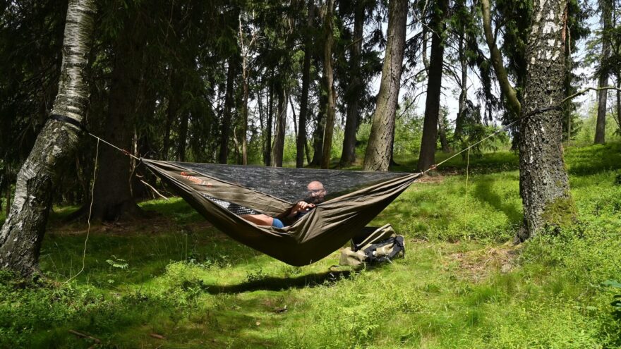 Zapínání moskytiéry - FLYHAMAK OUTDOOR I