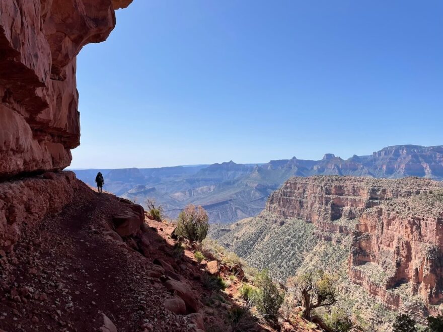 Sestup do Grand Canyonu, Nankoweap trail. Hayduke Trail - 1 300 kilometrů dlouhá trasa pouštěmi a kaňony na Kolorádské plošině v Utahu a Arizoně