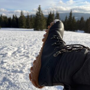 Vivobarefoot Tracker Forest ESC obstojí i v chladnějších podmínkách.