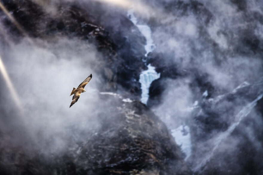 Petr Jan Juračka - vědec, učitel, fotograf, filmař, cestovatel, horolezec, manžel a otec dvou dětí.