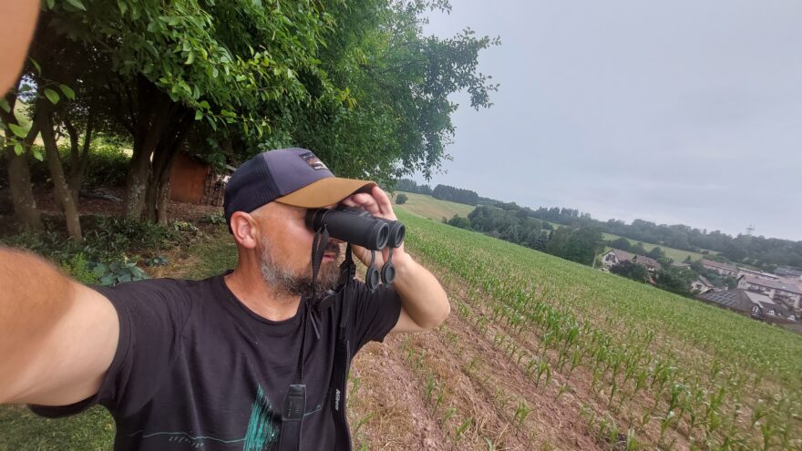 Vrchol Žalý je z Jilemnice nadosah s dalekohledem NIKON 8X30 MONARCH M7