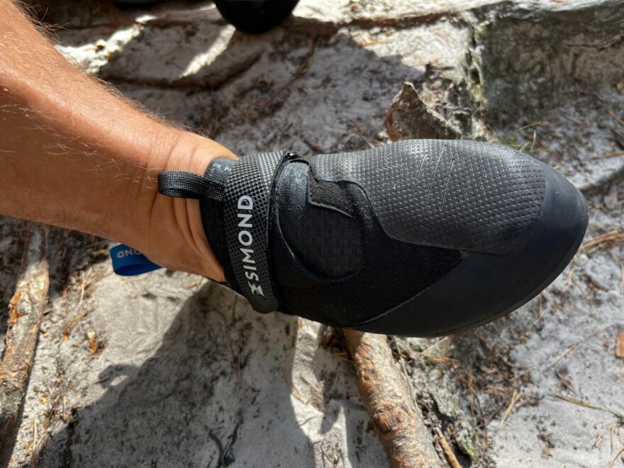 Pogumovaný nárt pro lepší špičkování nebo lepší trakci ve spárách - SIMOND EDGE SOFT