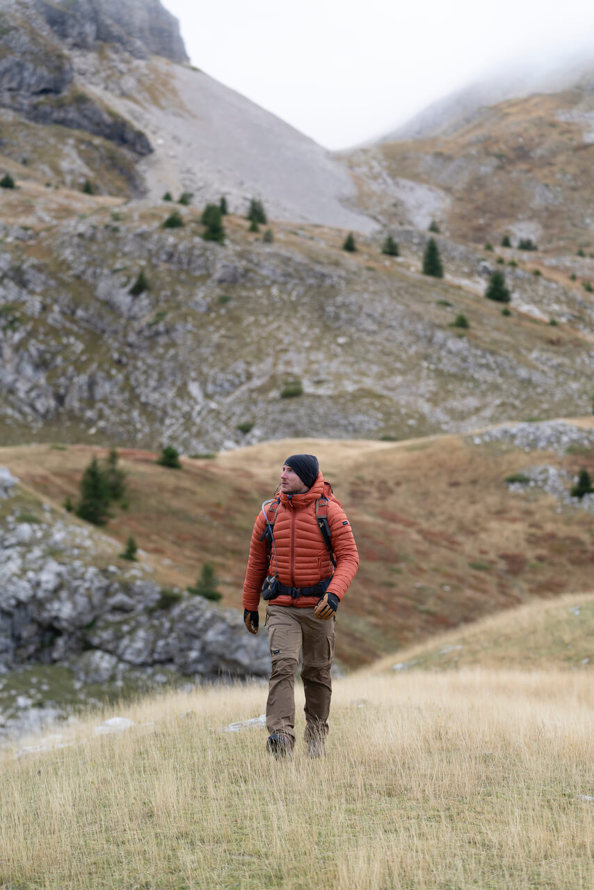 Decathlon nabízí velké množství péřových bund různých vlastností