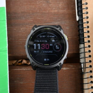 Úvodní obrazovku si můžete doladit podle svých potřeb - GARMIN Enduro 3