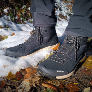 Testování na sněhu i v blátě