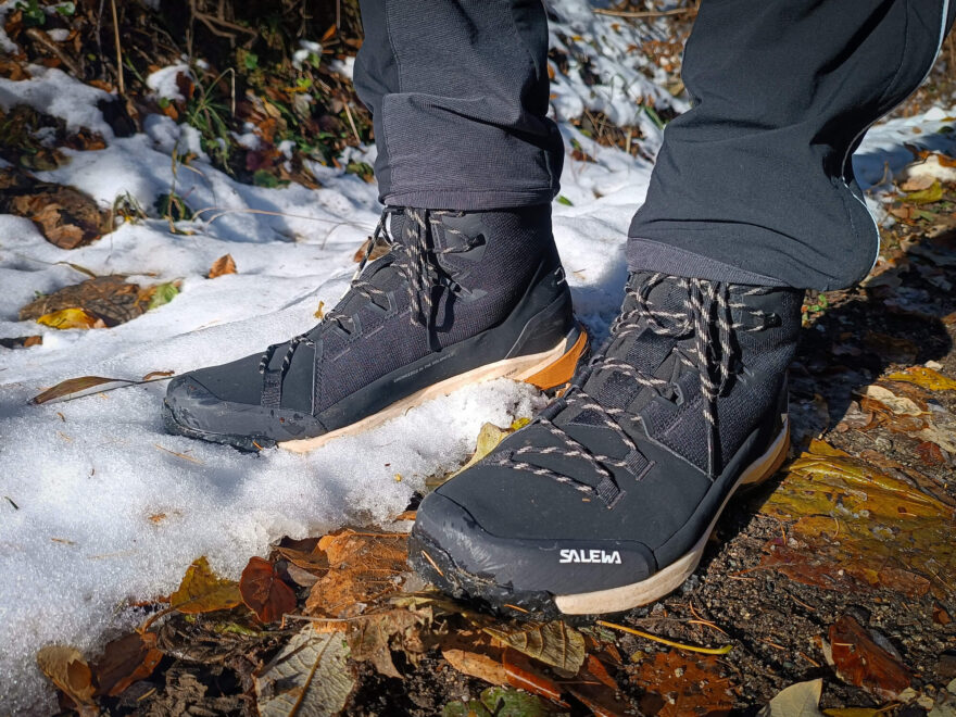 Testování na sněhu i v blátě