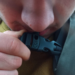 Píšťalka na hrudním popruhu je docela hlasitá - MT900 Symbium