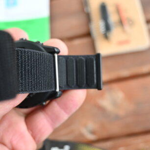 Nastavení délky řemínku na hodinkách GARMIN Enduro 3