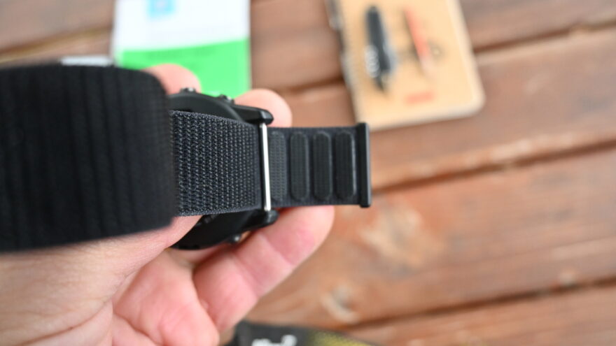 Nastavení délky řemínku na hodinkách GARMIN Enduro 3