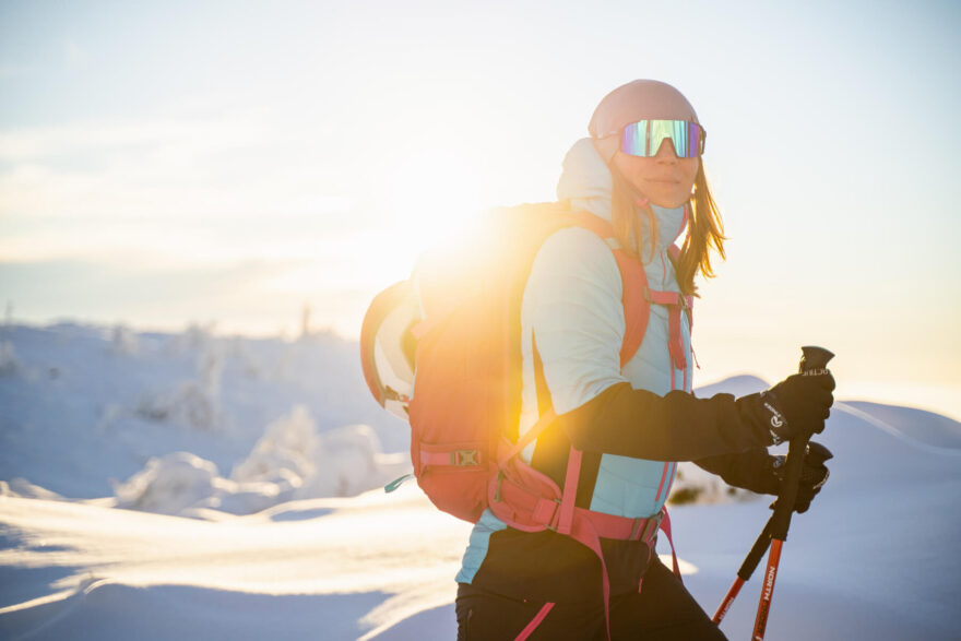 K nejoblíbenějším skialpovým modelům značky Northfinder patří dvojice bund – dámská skitouringová bunda Križna a pánská skitouringová bunda Solisko.