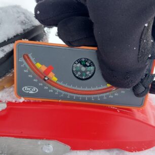 Výstup svahem atakující 35 stupňů probíhal v pohodě a bezpečně - COMBO SKI