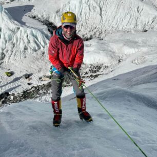 Milan Schagerer při tréninku. Výstup na Everest.