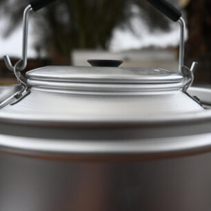 Umístění konvičky v závětří TRANGIA 27-7 UL-HA