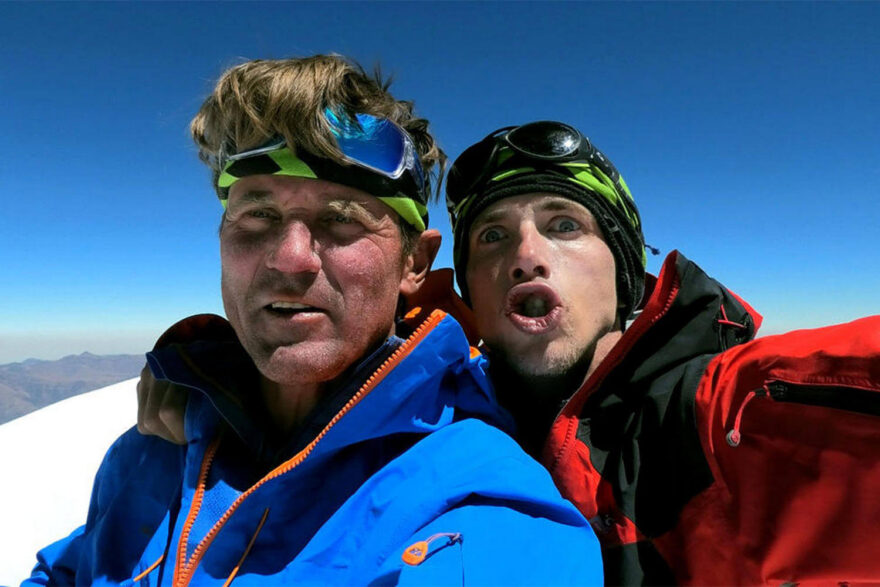 Radoslav Groh s Márou Holečkem podnikli prvovýstup na Huandoy Norte v Peru.