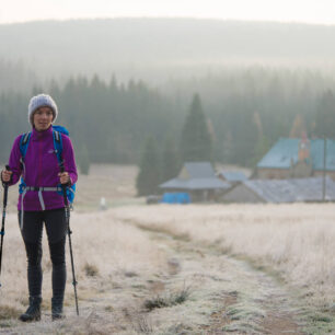 Podzimní rána v Jizerkách jsou často mrazivá. Osada Orle, Jizerské hory