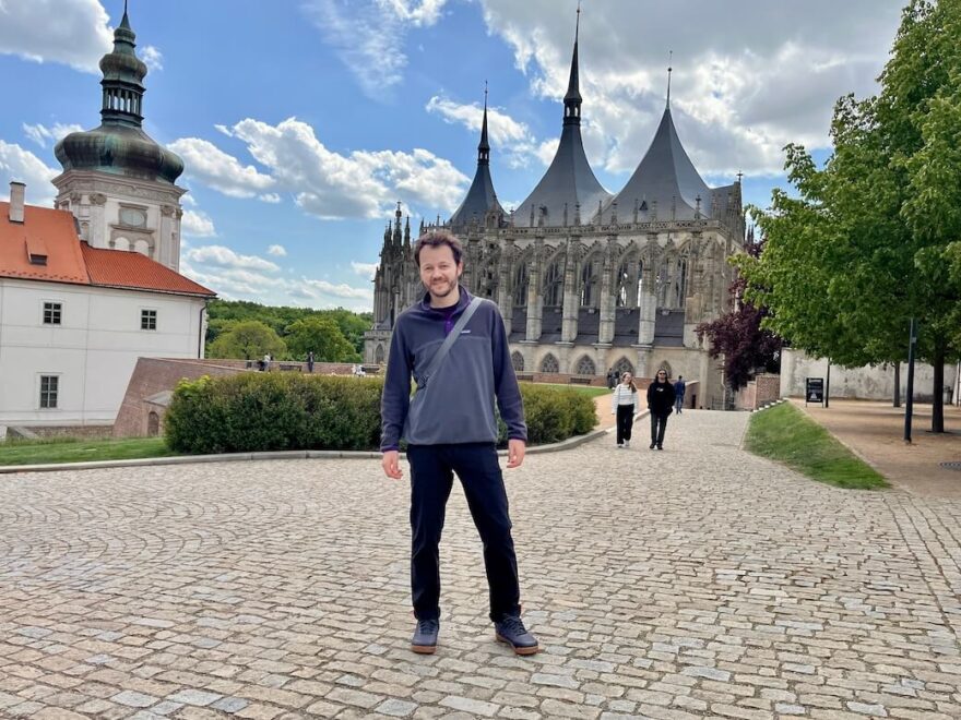 Boty Xero Shoes Ridgeway Low Mesh si skvěle poradí s městským prostředím.