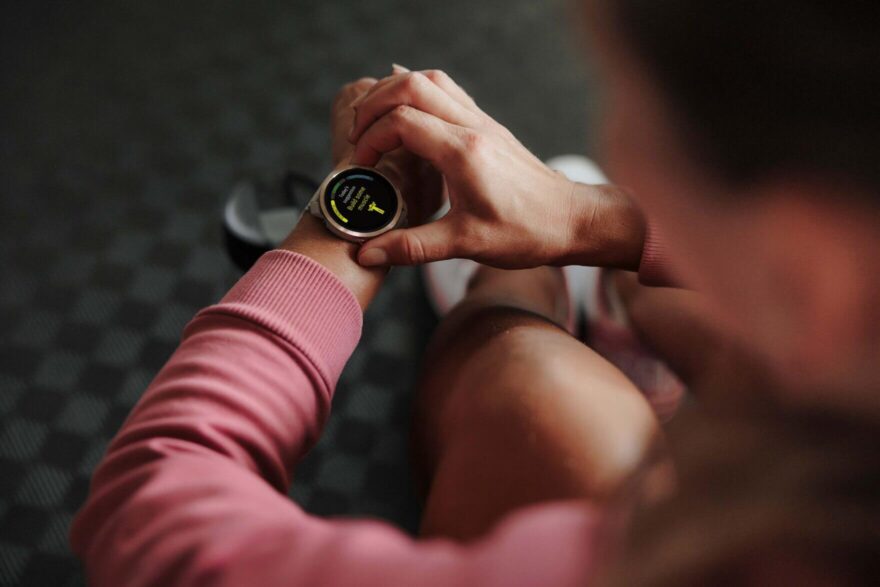 Polar Vantage M3 jsou vybaveny AMOLED displejem 1,28 palce.