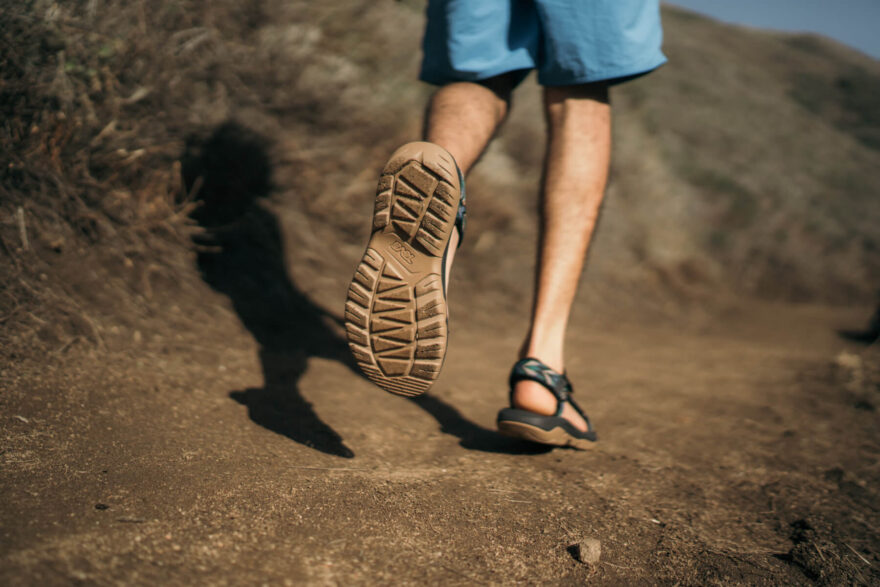 Kvalitní podrážka se stará o skvělou přilnavost i na mokrém povrchu. Sandále TEVA Hurricane XLT2