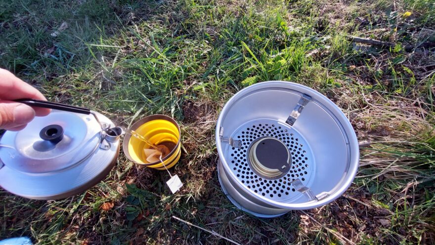 Snídaňová káva a krásné ráno s kávou DOUBLESHOT FLIRT