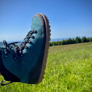 Ochranný okop bot Aylla Mitu.