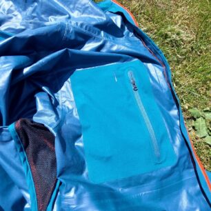 Vnitřní kapsa na levé straně hrudníku - FLAMINGFOX STORM PROTECT PRO